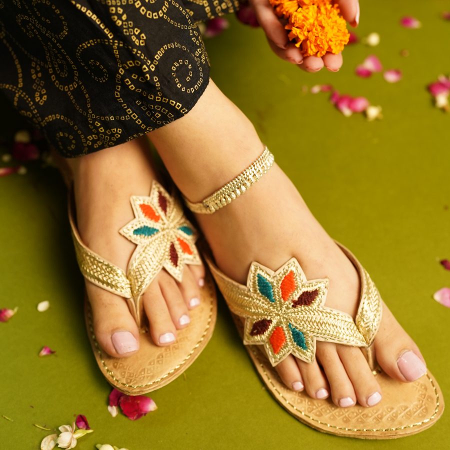 Floral Gold Tilla Chappal WN-181