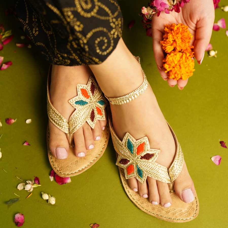 Floral Gold Tilla Chappal WN-181 - Image 4